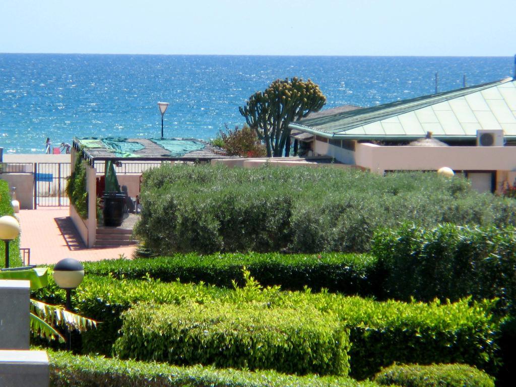 Apartamento VenAVera Playa de Baria 2 K-1D Primera Línea Gran Terraza y WIFI Exterior foto